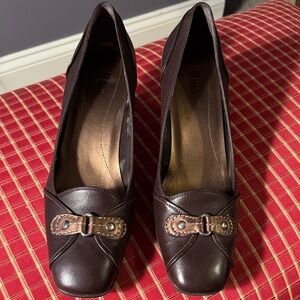 Bass Women's Dark Brown Heels with Buckle Detail